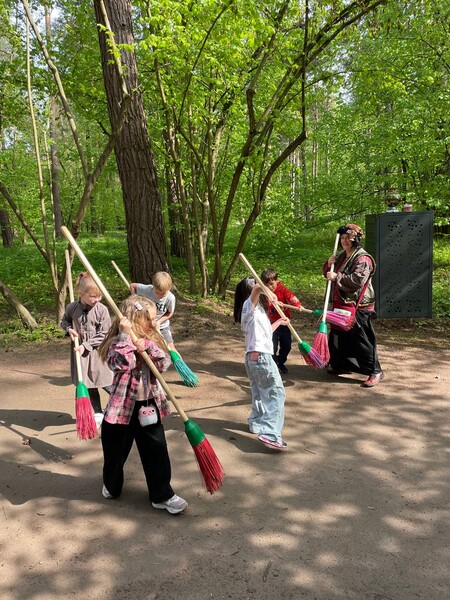 Квест «Там, на неведомых дорожках…»