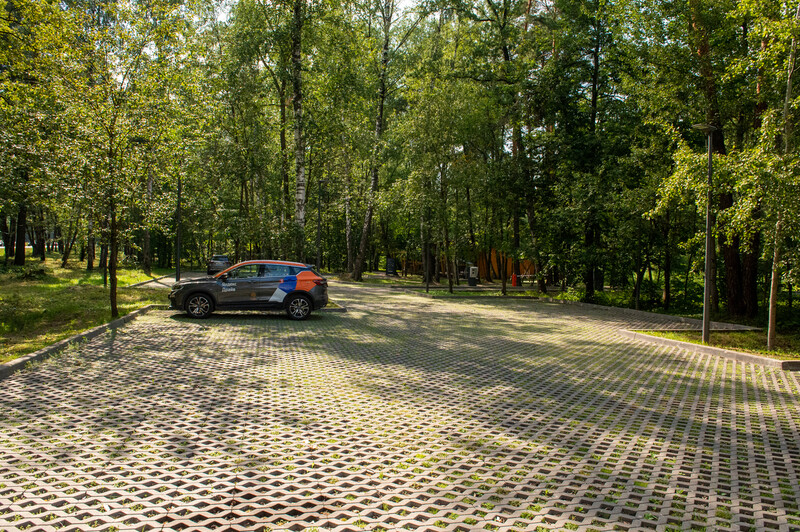 Парковка у МКАД