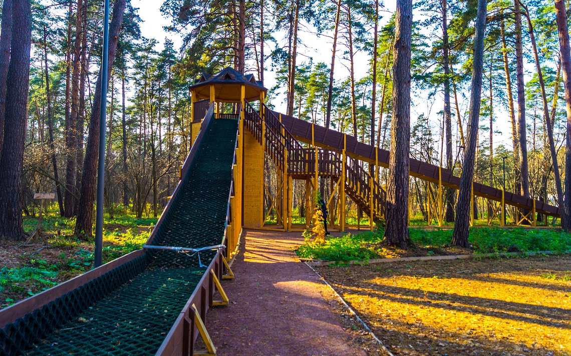 Горка в процессе установки